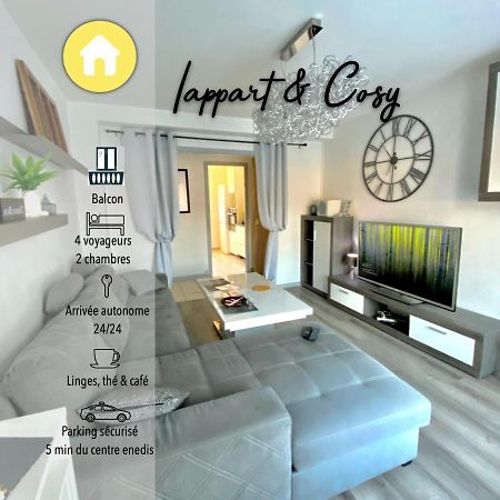 Le Cafe Charmant, Appartement Dans Immeuble Avec Parking Barriere, Balcon LʼArbresle Extérieur photo